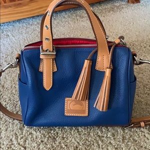 Dooney & Bourke purse